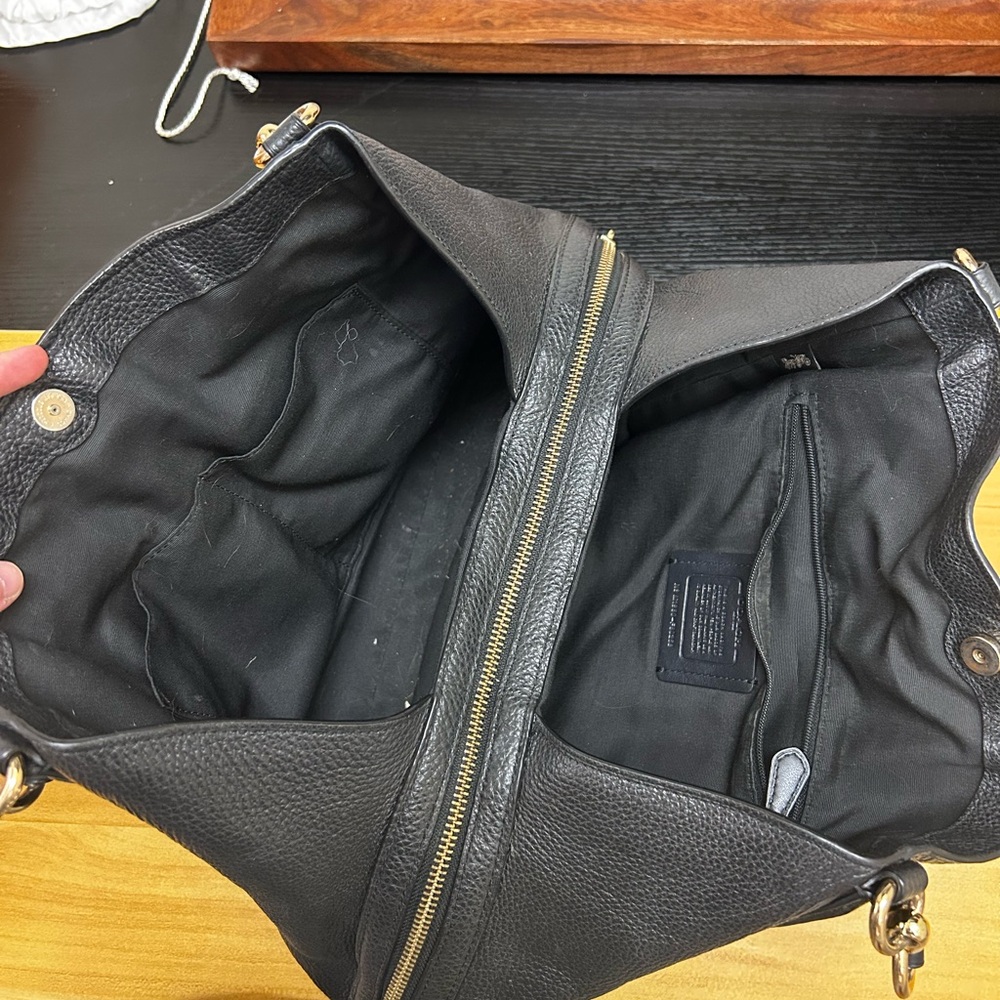 Coach Black Pebbled Leather Hobo with Gold Hardware FREE SHIPPING - Picture 3 of 3